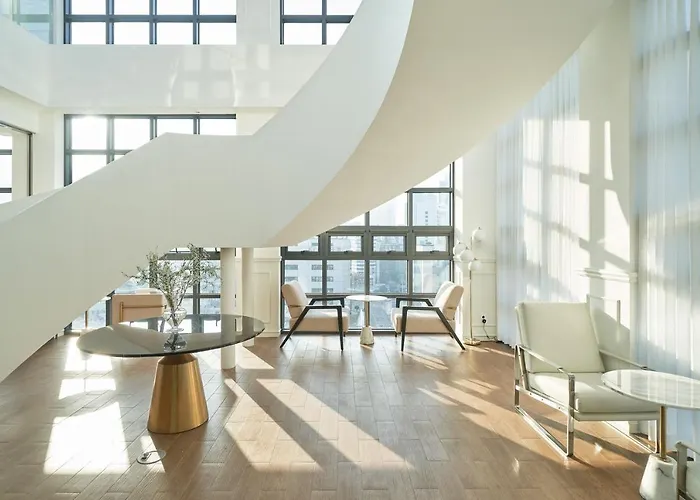 Space And Mood Hotel *