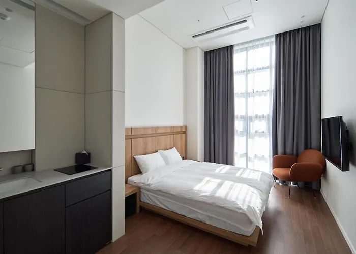 Space And Mood Hotel *
