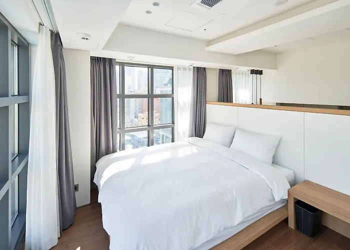 Space And Mood Hotel *