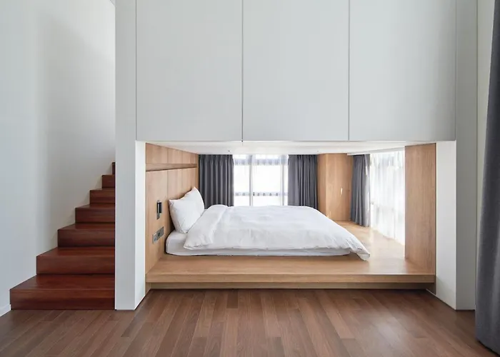 Space And Mood Hotel *